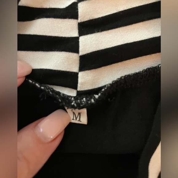 Mock Turtleneck Long Sleeve Top- M - Picture 9 of 11